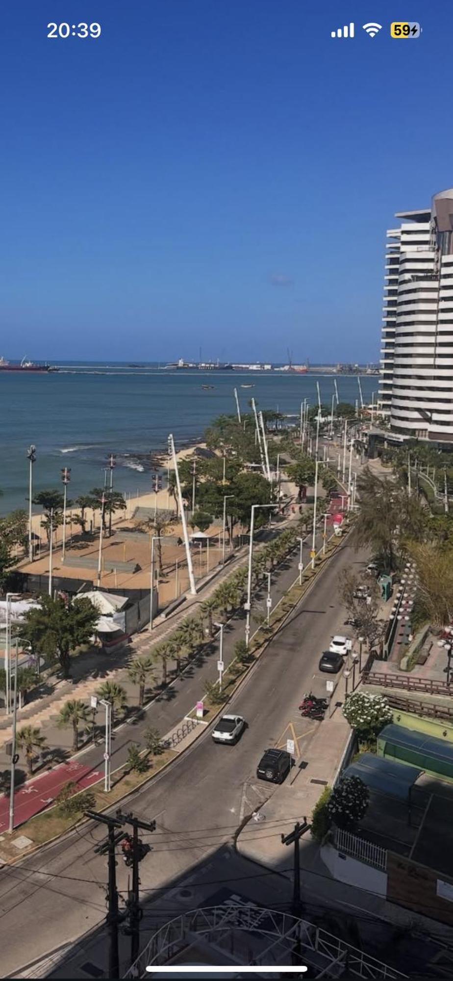 Apto 2 Quartos Na Beira Mar